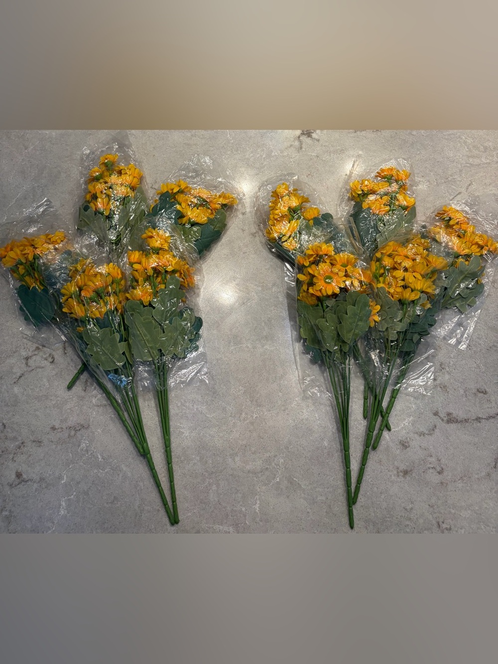 Source Unknown NWT Bright Yellow Mums Artificial Floral Bundle Of 10